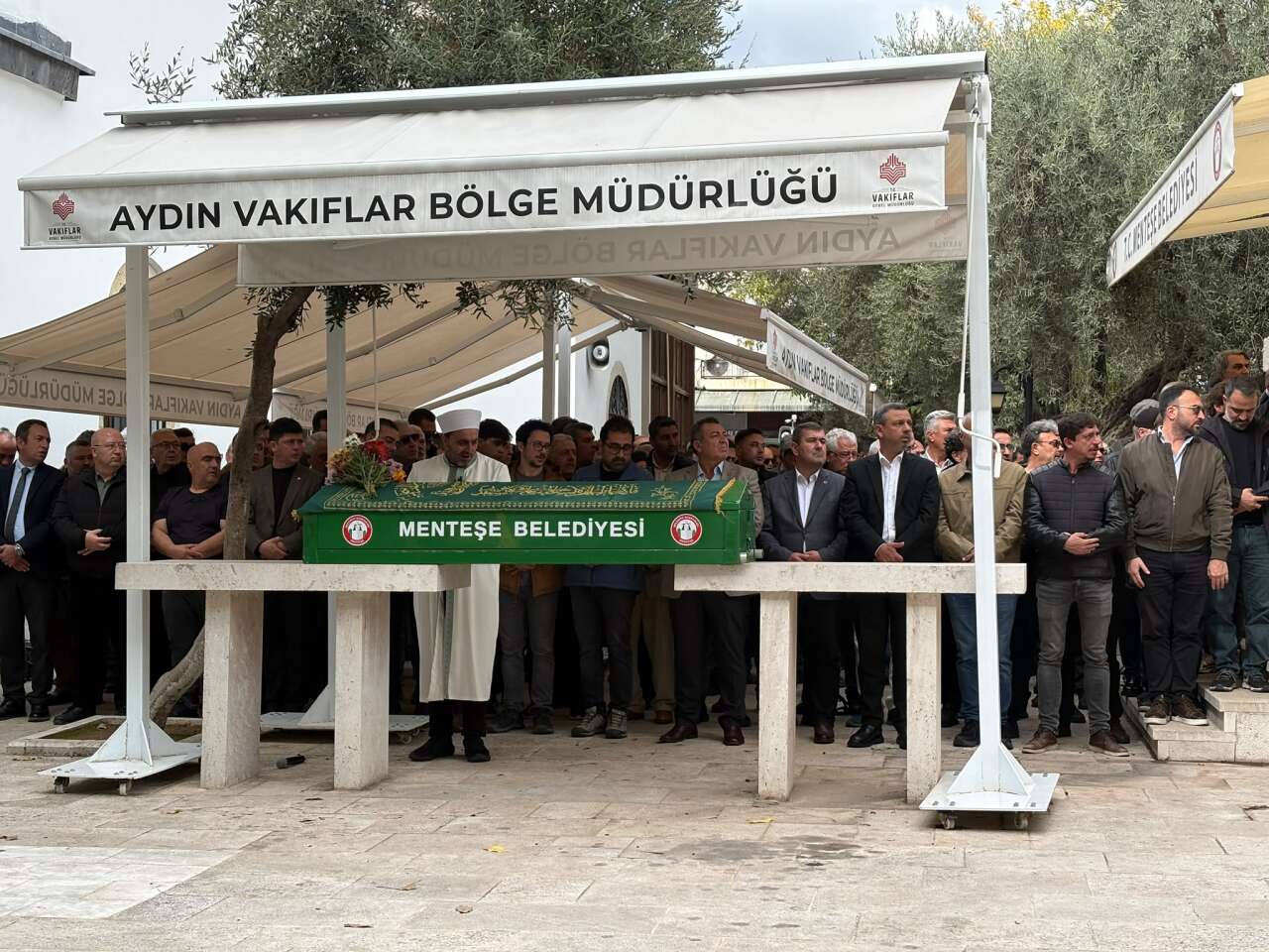 Dursun Dönmez Menteşe’de Son Yolculuğuna Uğurlandı 1